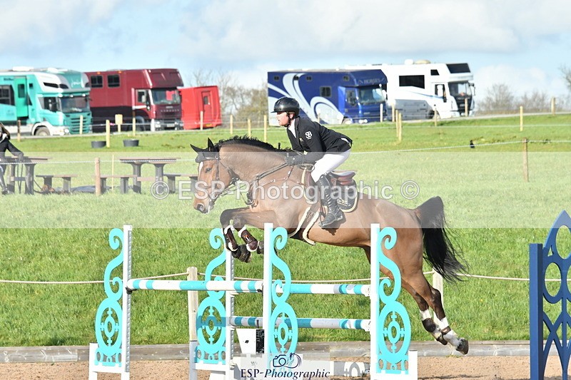 240306A-160701-02356 - Cls 5 Foxhunter and 1.20m Open