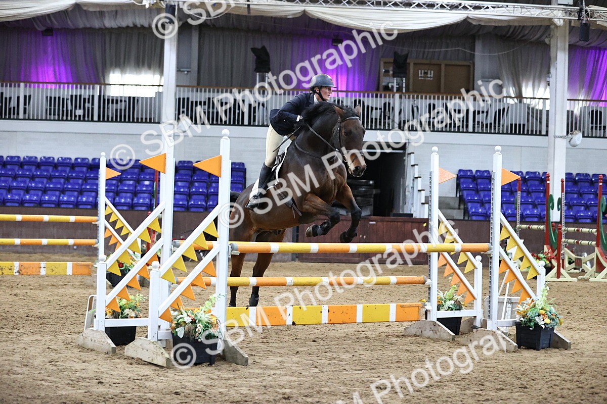 SBM_001819 - Class 4 - Senior Newcomers - 1.10m Open