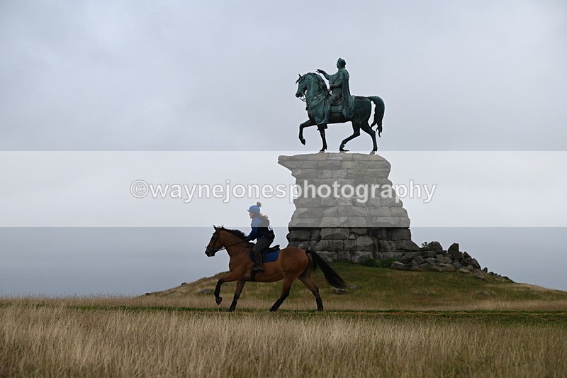 DSC_0327 - Time at Statue 09:51 to 10:54