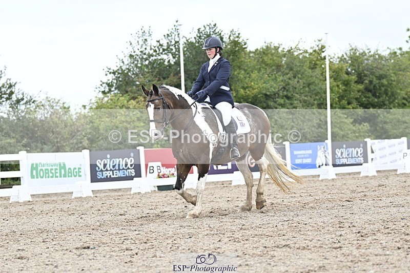 250907-123449-08047 - 080-Rebecca.MorrisSally.XIII