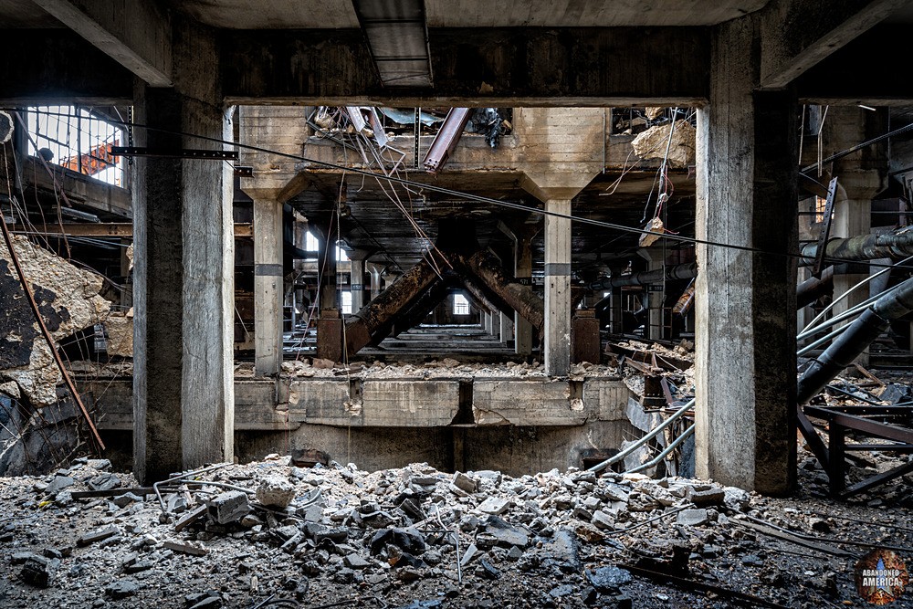 Northern Central Grain Elevator photo - Abandoned America