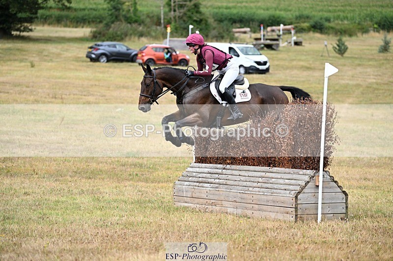 250803A-141109-15195 - O-651-Georgie.Selley-TMF.THUNDER