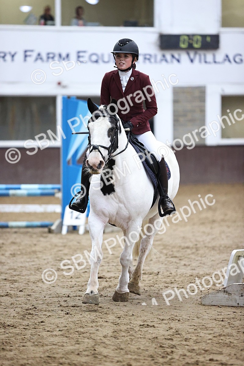 SBM_001512 - Class 5 - Henlow Veterinary Hospital 70cm