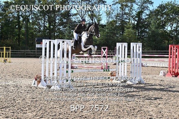 BPP_7572 - CLASS 8 Senior Newcomers/ 1.10m Open