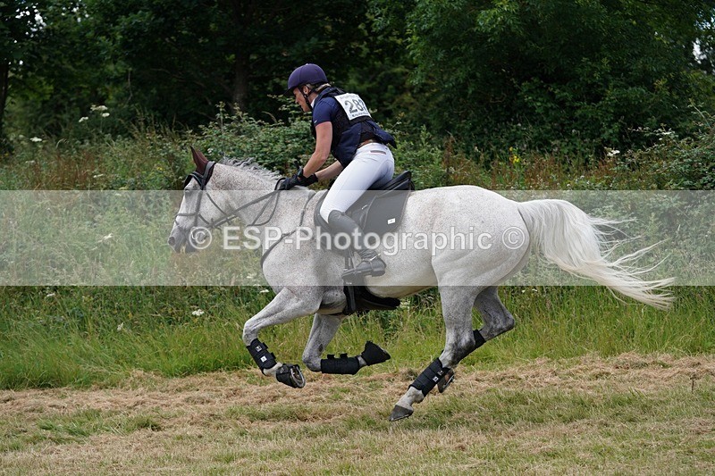 240630X-134456-7446 - 283-Selina_Hunter-CARRAUN_PHAIDIN