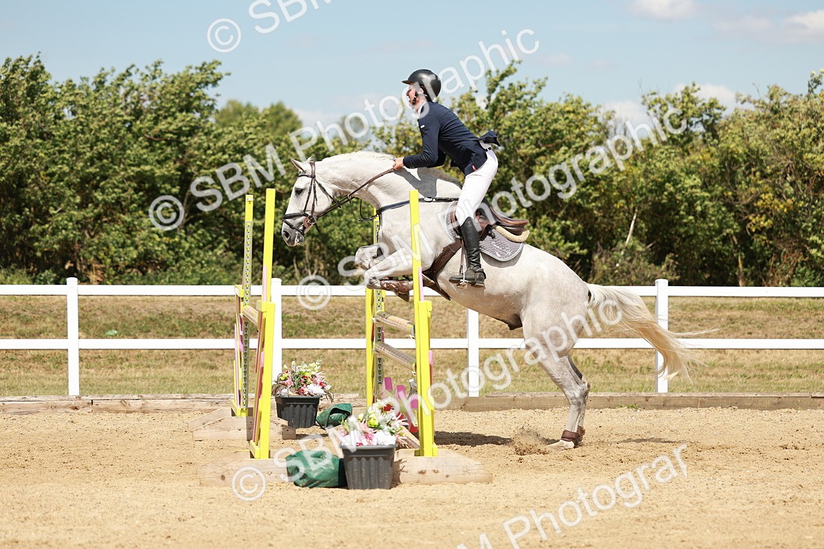 SBM_007733 - Class 3 - Senior Newcomers - 1.10m Open