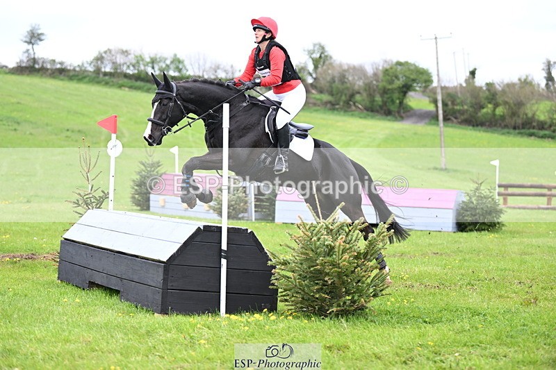 250419-162126-13393 - 673-Sarah.Whitehead-SHAKE.HIM.UP
