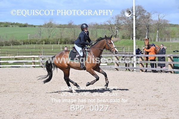 BPP_0027 - CLASS 19 SUN Senior British Novice/ 90cm Open