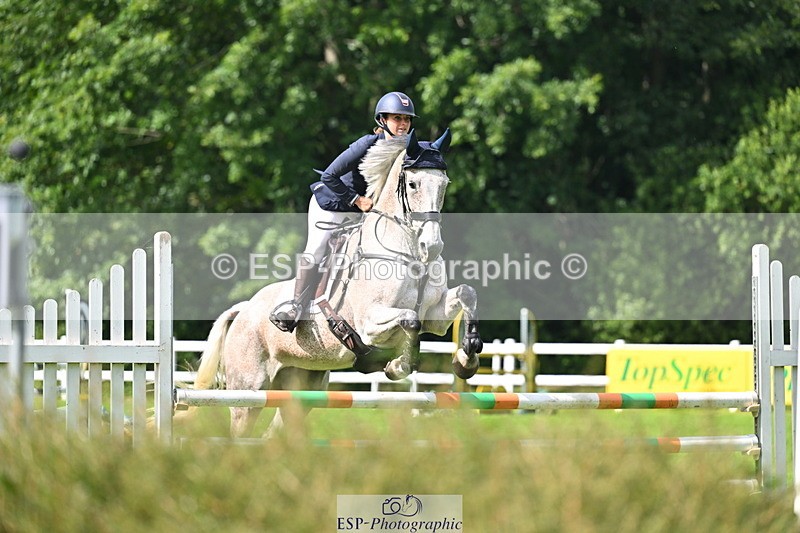 140626A-162059-00208 - Cld 46 Snr 1m 10 Grand Prix