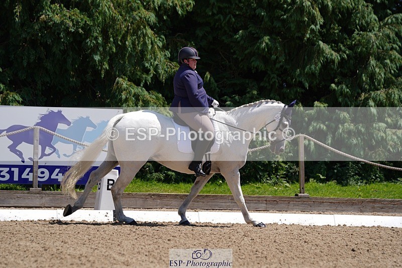 240719-133426-01919 - 201-Joanna_Philp-Darker_shade_of_pale