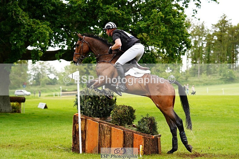 240525-171930-19099 - 272-PRIORSPARK_ROYAL_RIFF-RAFF-Jesse_Campbell