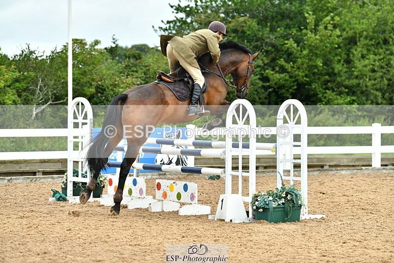 230730A-145206-10479 - Cls 35 1.05m Amateur Quali