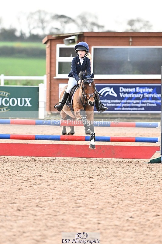 241117X-090551-03123 - Cls 05s A&B Pony Brit Nov & 80 Open