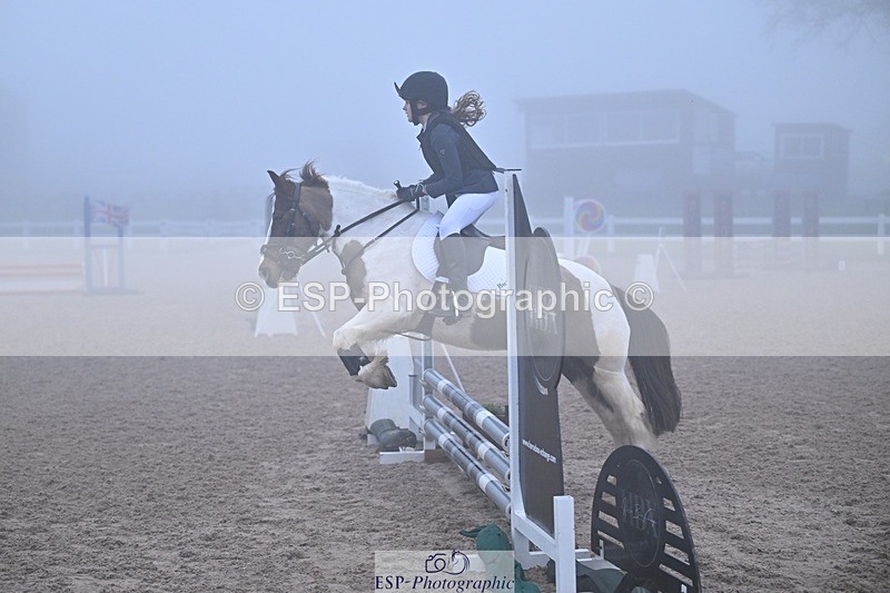 260118-094911-00017 - Cls 2 & 4 Pony Intro 70cm & 11 Year & Under 128cm