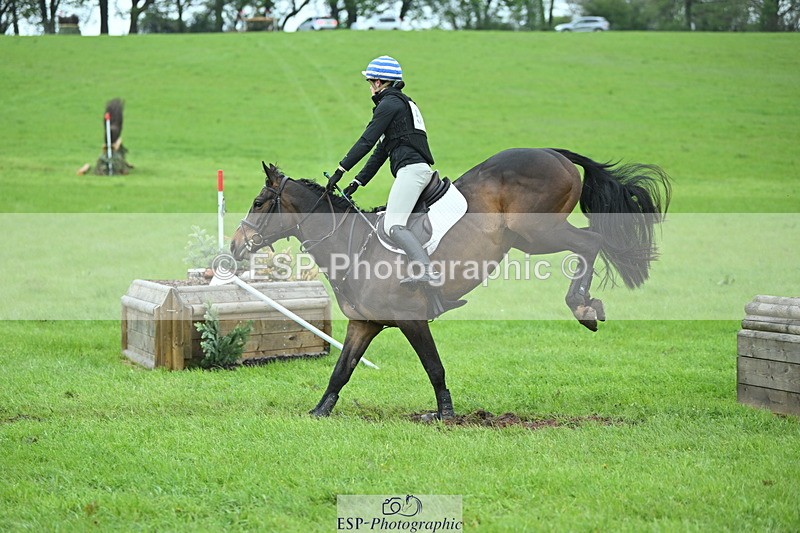 250419-110936-08755 - 571-Daisy.Waldock-BALLYHICKEY.MASIE