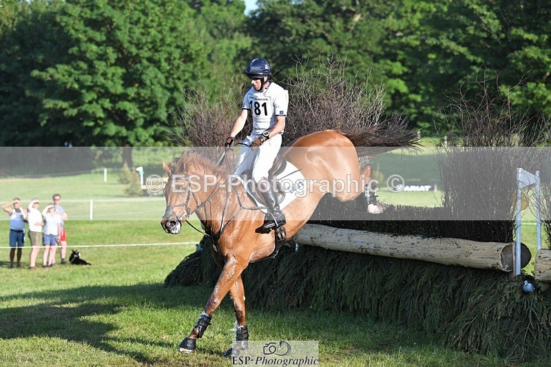 230527-183242-14159 - 181-AMIRO_ISLAND-Harry_Meade-XC