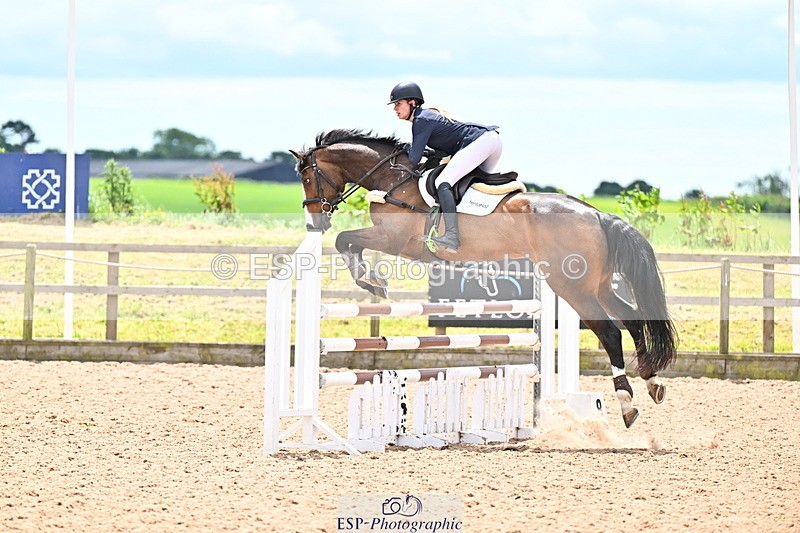 240608A-124808-02387 - Cls 4 Snr Newcomers and 1.10m Open