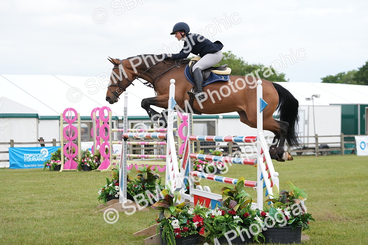 SBM_06576 - Class 202 - National 1.40m Open