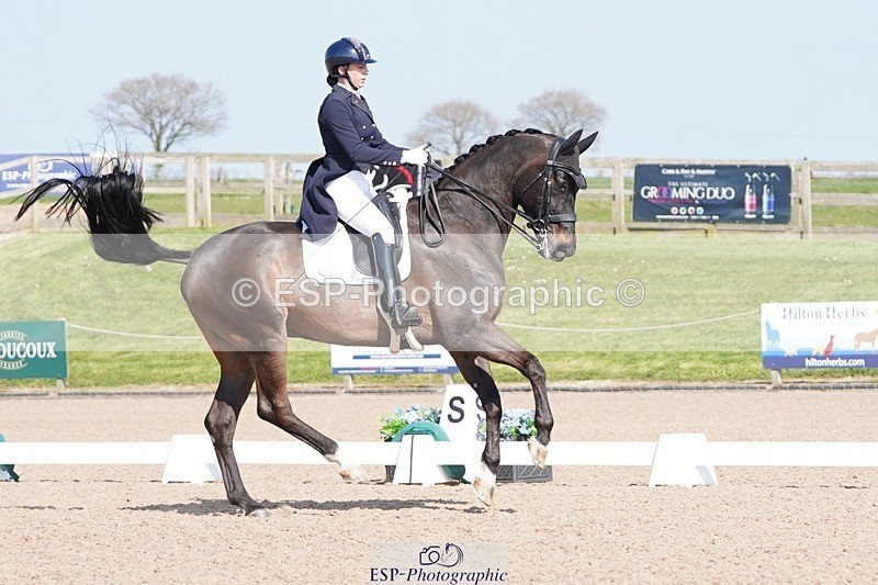 250404-150316-06836 - 161-Katie.Bailey-Hillgrounds.Wolkenhall