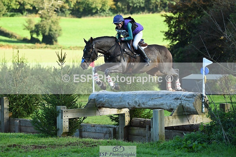 231022-112250-25819 - 263-CLARKIE-Charlotte.Byrnes-XC