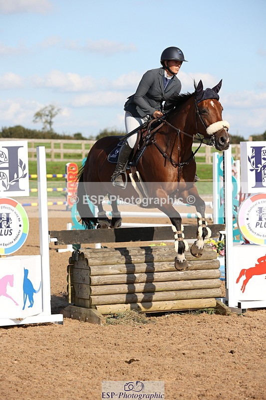 230915A-161409-03089 - Cls 6 Snr 1.05m Derby