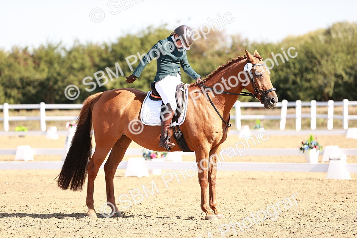 SBM_004393 - Class 12 - Novice 5 - 9.07-10.10