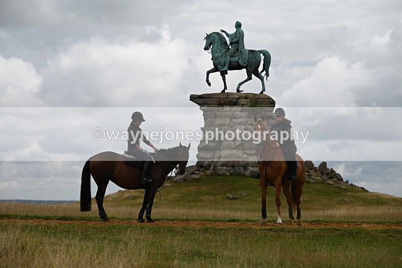 DSC_4241 - Time at Statue 09:50 to 11:09