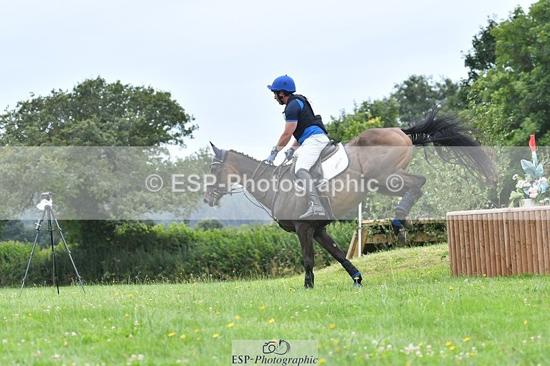 240803-123343-04228 - 137-Tim_Cheffings-HORGANS_ETOILE