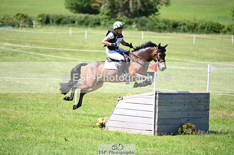 260530A-145831-15740 - A-106-Gracie.Cowley