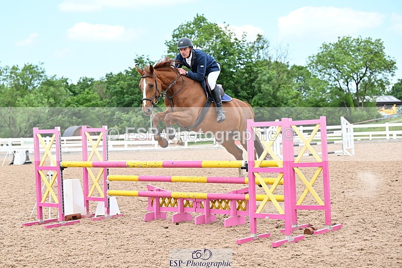 240605A-133237-00573 - Cls 3 Snr 1.05m Open