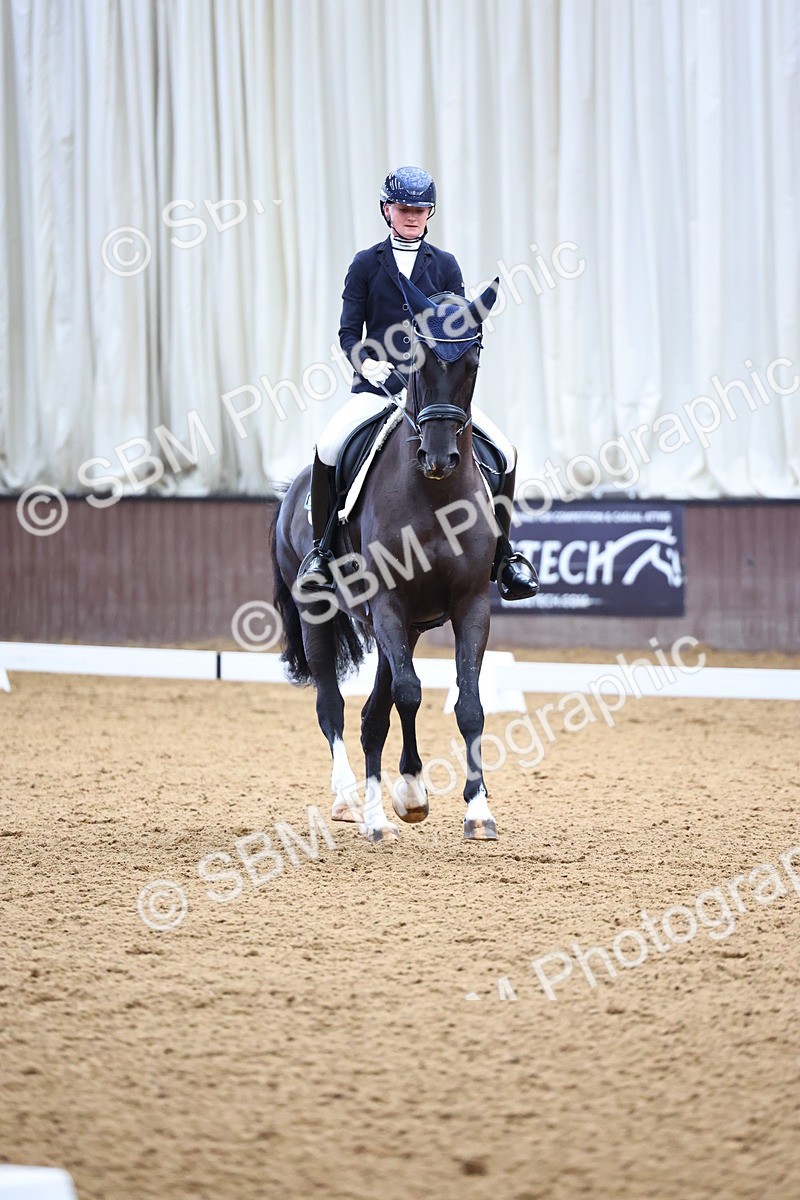 SBM_005983 - Class 5 - Novice 6 - 10.47-11.43