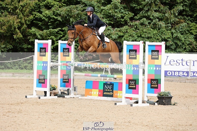 240711-162050-29441 - Cls 124 Foxhunter