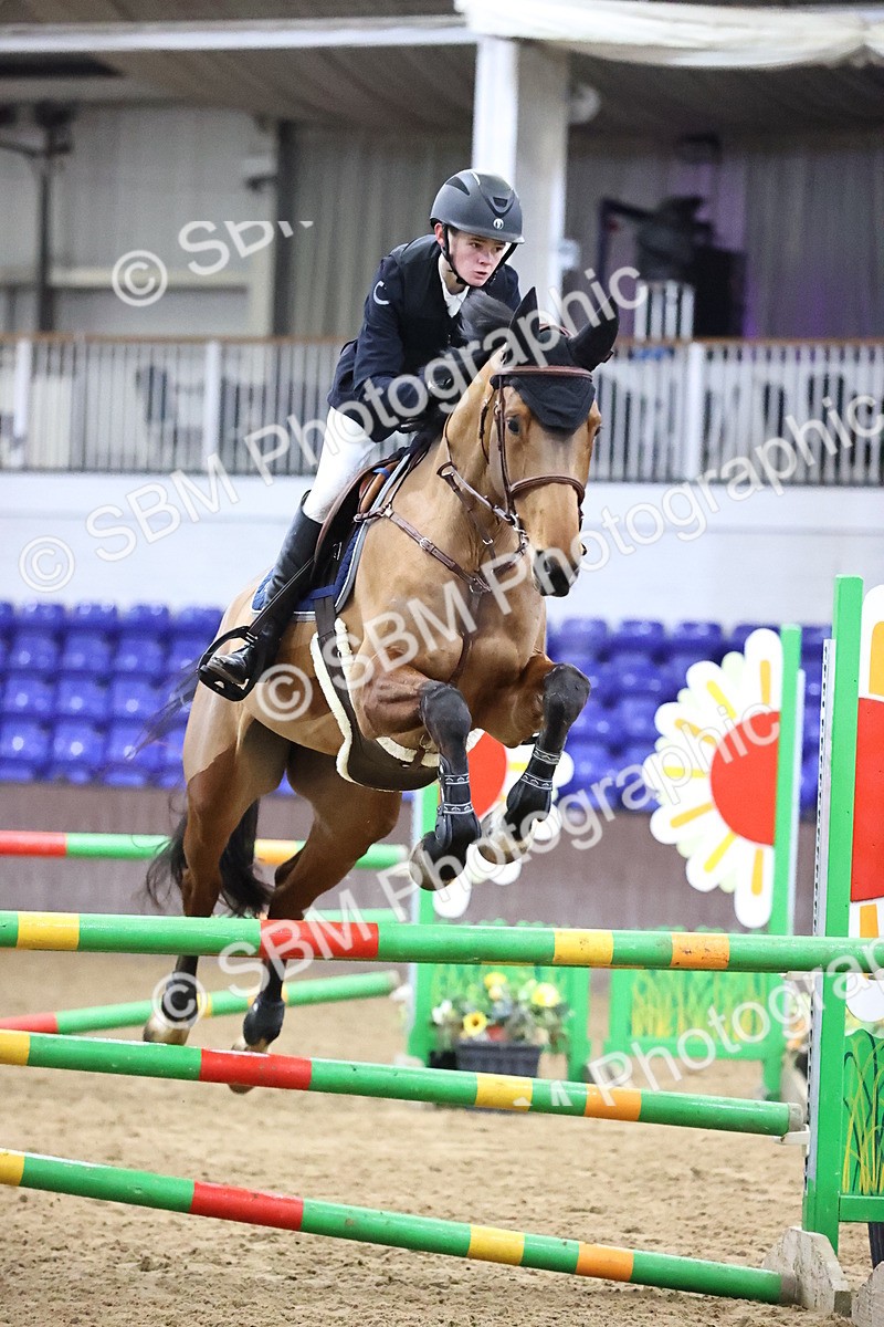 SBM_1957 - Class 8 - Nupafeed Supplements Senior Discovery/ 1m Open