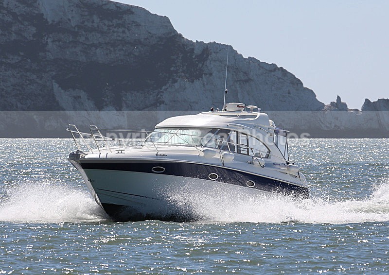 130420 DOLPHIN WT7A4662 - Motorboats - Hardtop