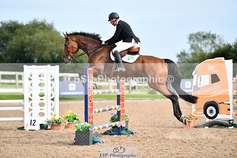 240915A-164315-11089 - Cls 30 Snr Foxhunter