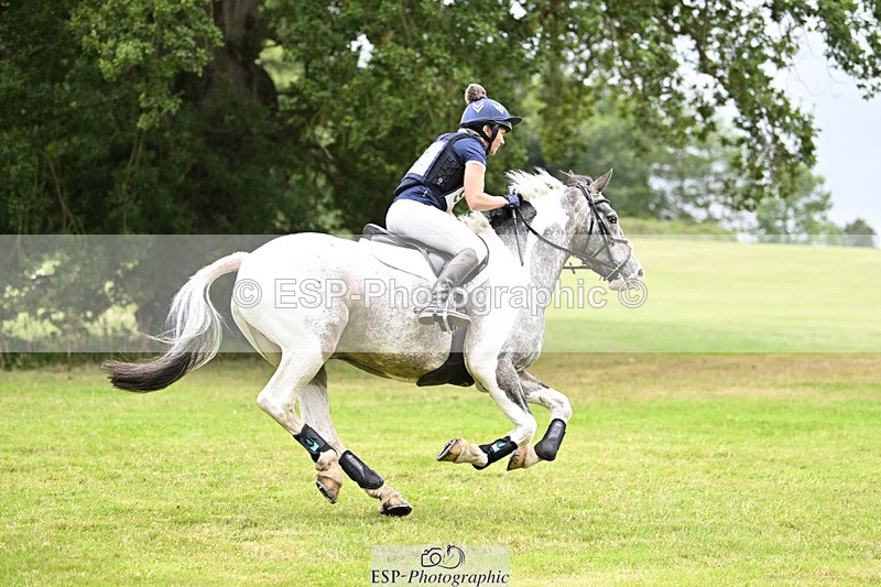 240825X-175144-38268 - 80cm XC 17.30 to End