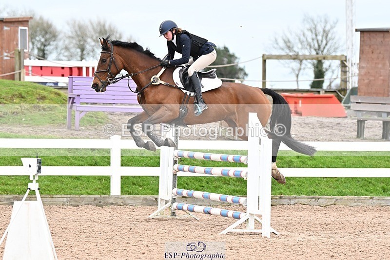 250112-130045-01346 - Cls 20 Newcomers and 1.10m Open