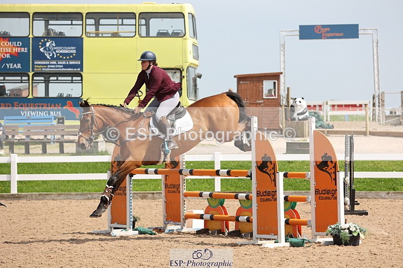 240510A-141237-07508 - Cls 17 1.05m National Am Quali