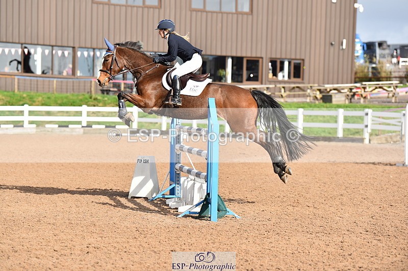 231101A-122438-00259 - Cls 4 Members 1.15m & Open