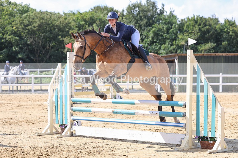 3E7A0919 - Class 4: Senior British Novice/90cm open