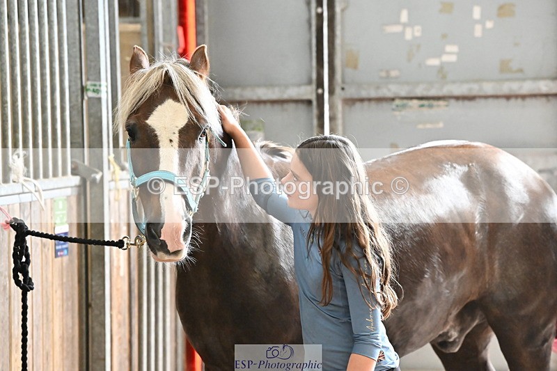 250821B-151448-00668 - Group C - Laraine