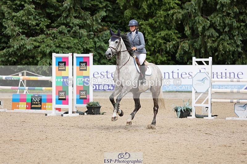 240711-154512-29108 - Cls 124 Foxhunter