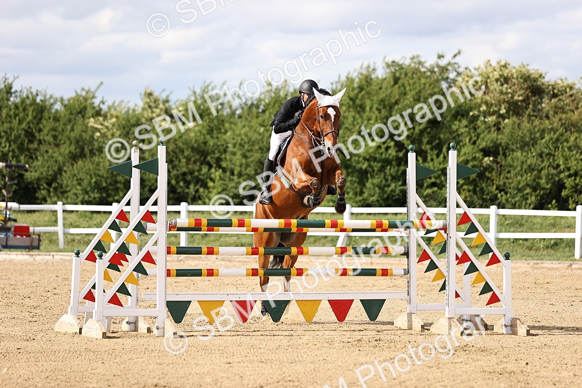 SBM_003656 - Class 13 - Senior Foxhunter - 1.20m