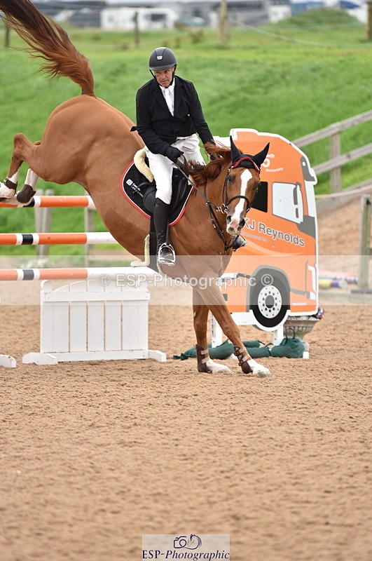 230810A-155812-01449 - Cls 12 1.40m Open