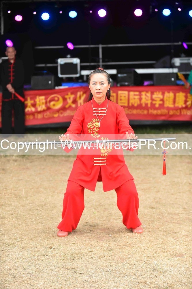 SH4_1526 - Tai Chi with Lisa Kay.