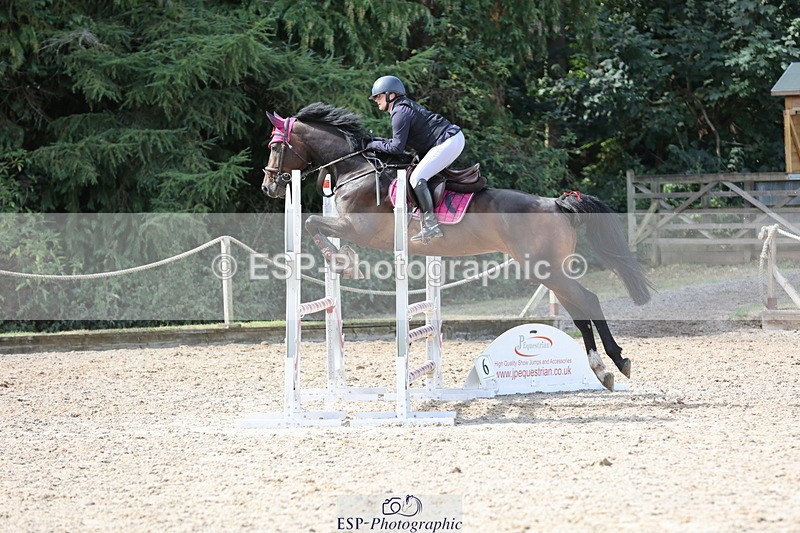 250829A-111159-01306 - Cls 7 British Novice and 90cm