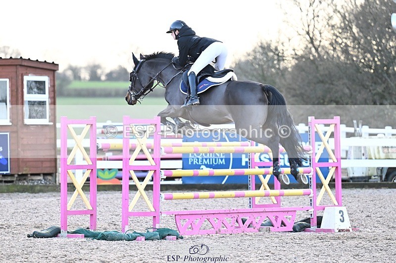 251206-144752-01371 - Cls 15 National 1.30m and 1.40m