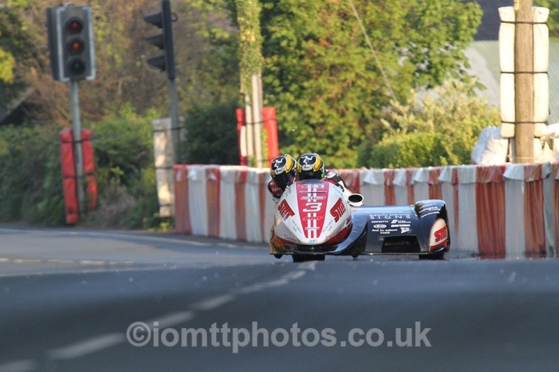 IMG_5653 - Thursday Practice - TT 2013 Side Car