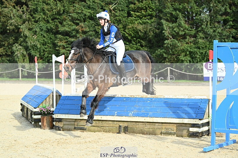 250309A-140909-01594 - Cls 03 90cm 13.50 to CW