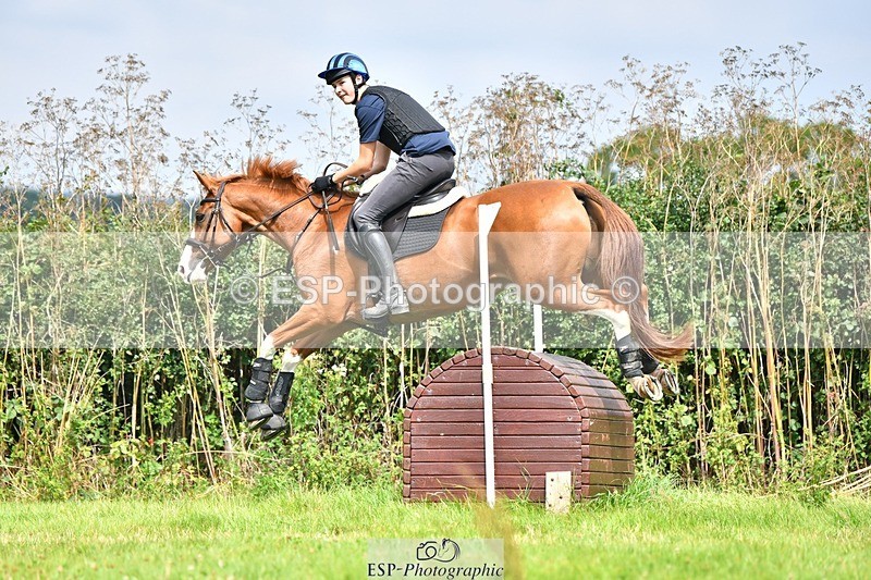 230817-132623-02917 - Abbie's 1st Group - XC